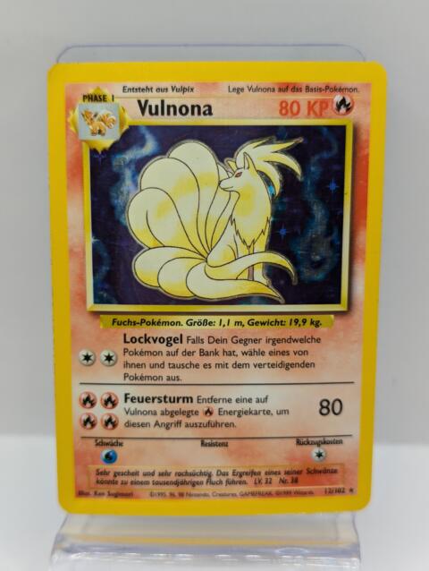 Pokémon-Karte Vulnona (Base Set 13/102) als Beispiel für den Zustand Good