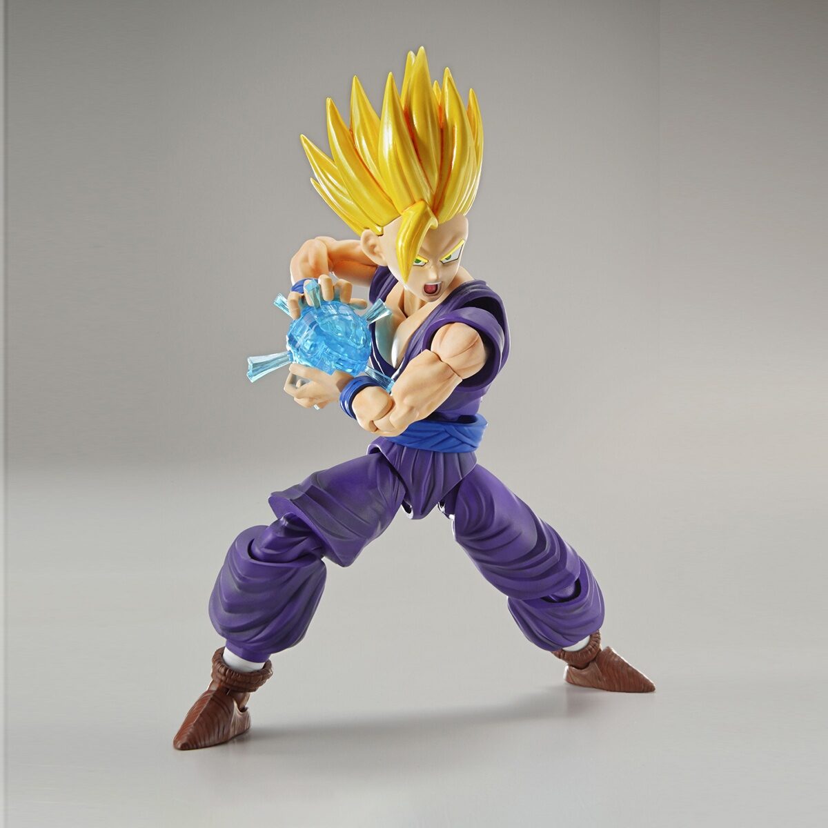super saiyajin ii son gohan dragon ball z model kit (figure rise standard renewal) bandai spirits